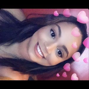 Meet your Posher, Rocio